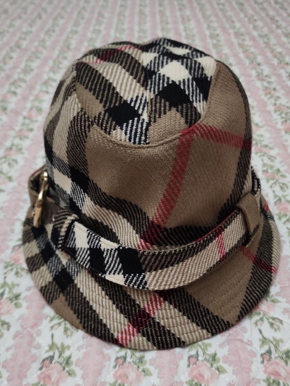 Burberry Iconic Plaid Check Gold Buckle Wool Hat M